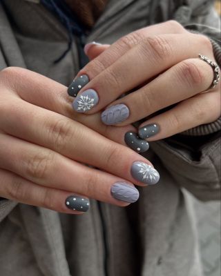 Šedivá krása pro mrazivé zimní dny s Platinum Booster odstínem Nicholas (112) 🩶❄️ @kristynanehtypraha